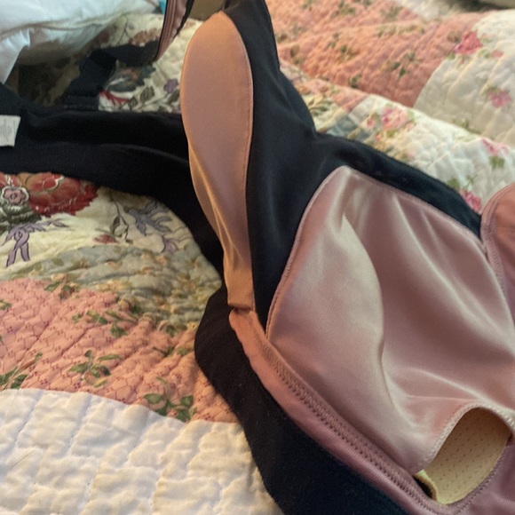 Lululemon bra - Picture 6 of 6